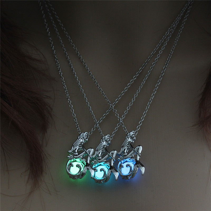 Luminous Glow In The Dark lotus Fluorescent Mermaid Pendant Necklace For Women Jewelry Silver Chain Bohemia Necklace